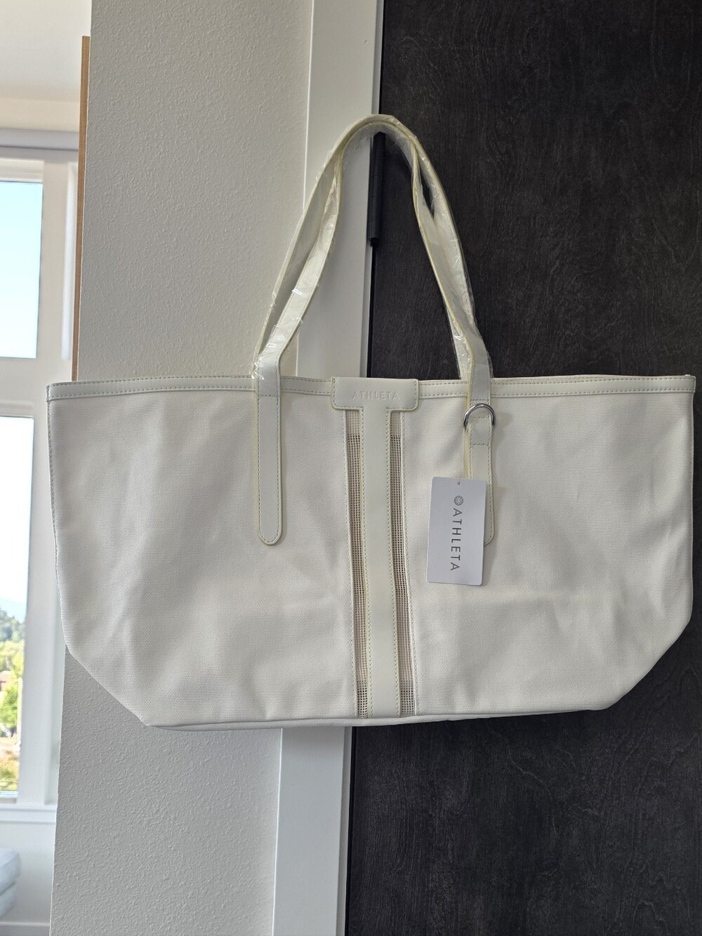 Athleta White Canvas Tote with Cream Trim NWT